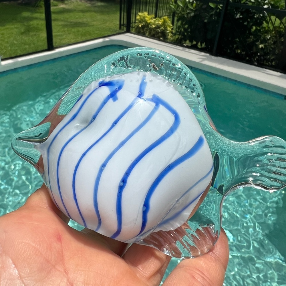 Vintage Hand Blown Art Glass Figurine Angelfish Fish Paperweight Figurine Blue